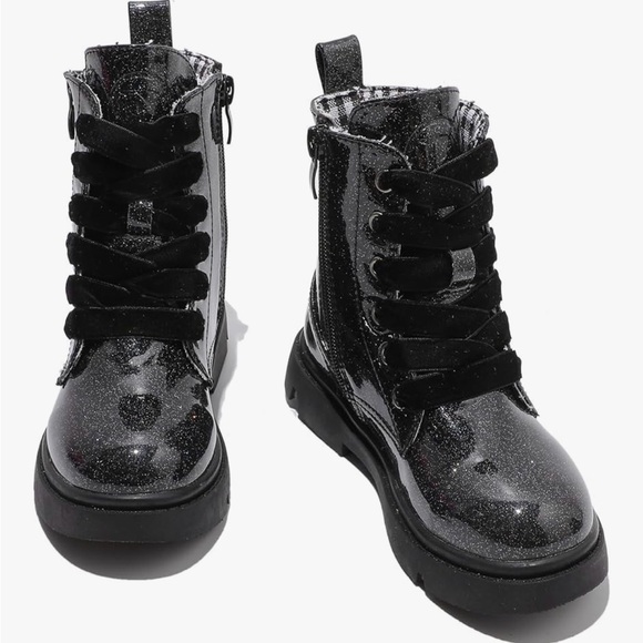 Girls Sparkly Black Combat Boots, size 2 - Picture 13 of 16